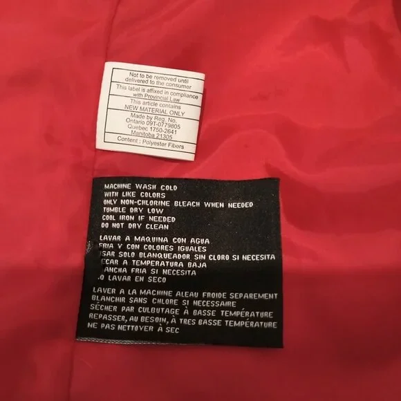 Guess  Women's Red Puffer Vest  Size M - Picture 6 of 7